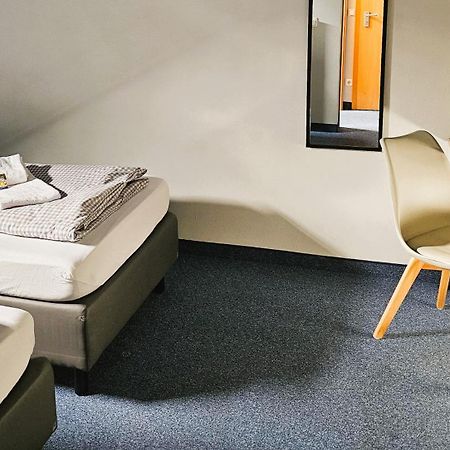 Novitel Pension Pliening - Muenchen Messe Экстерьер фото