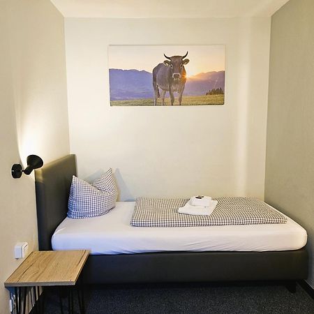 Novitel Pension Pliening - Muenchen Messe Экстерьер фото