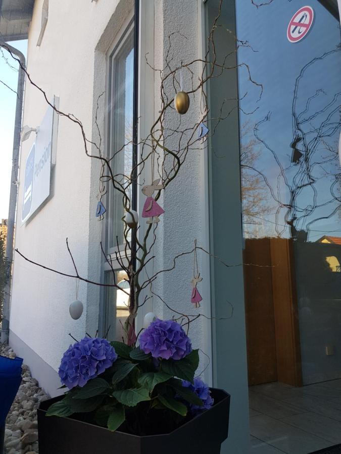 Novitel Pension Pliening - Muenchen Messe Экстерьер фото