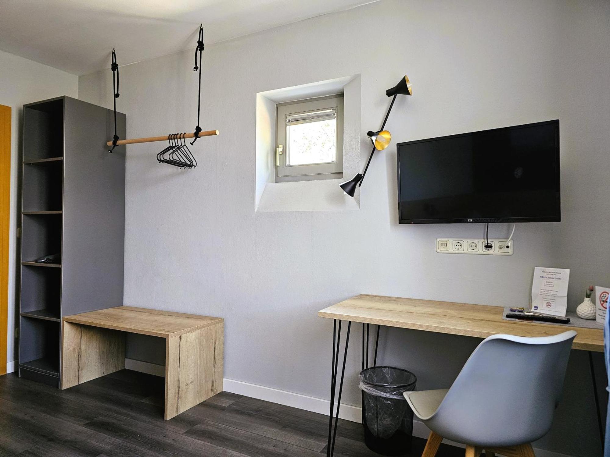 Novitel Pension Pliening - Muenchen Messe Экстерьер фото