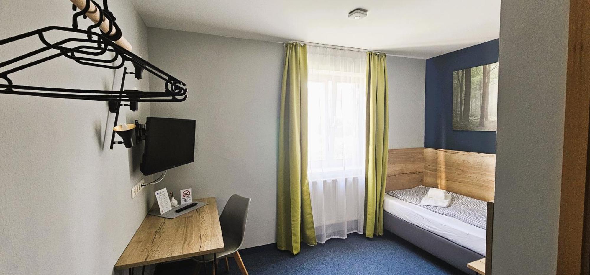 Novitel Pension Pliening - Muenchen Messe Экстерьер фото