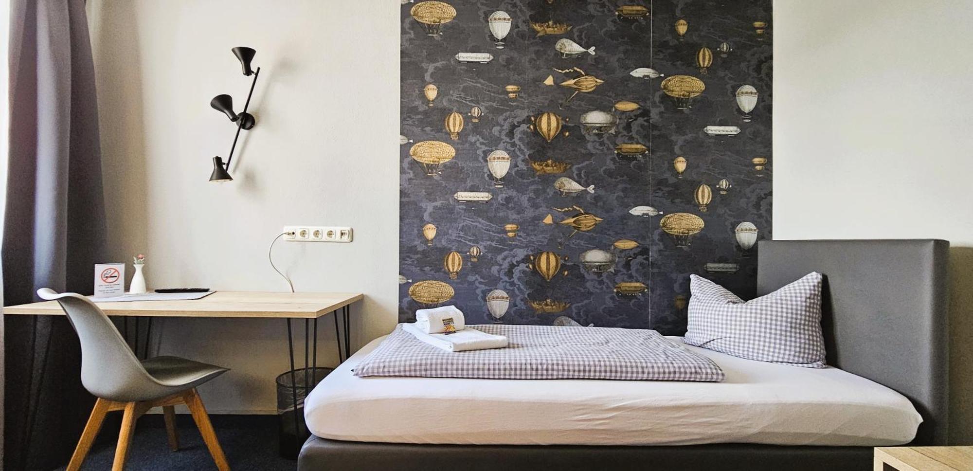 Novitel Pension Pliening - Muenchen Messe Экстерьер фото