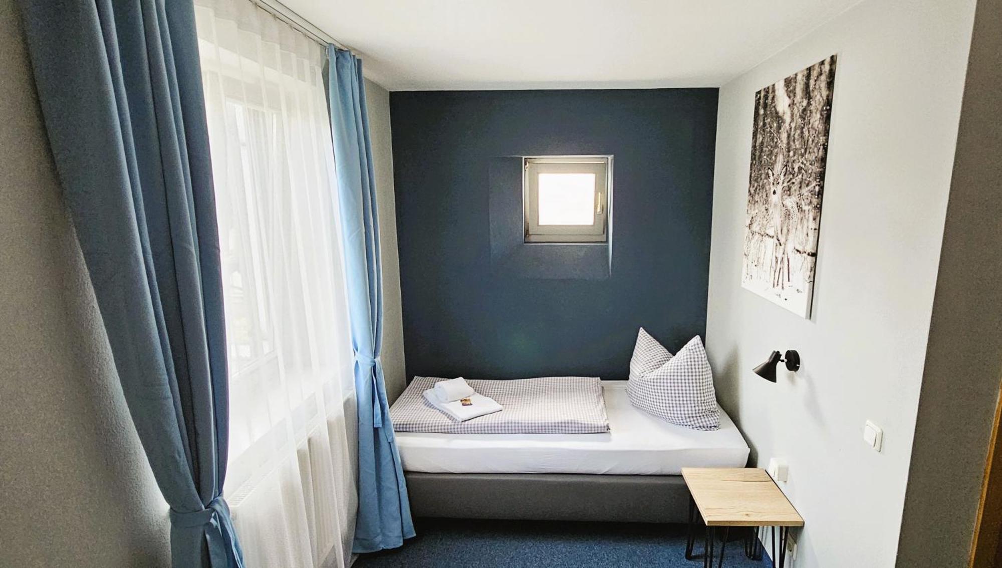 Novitel Pension Pliening - Muenchen Messe Экстерьер фото