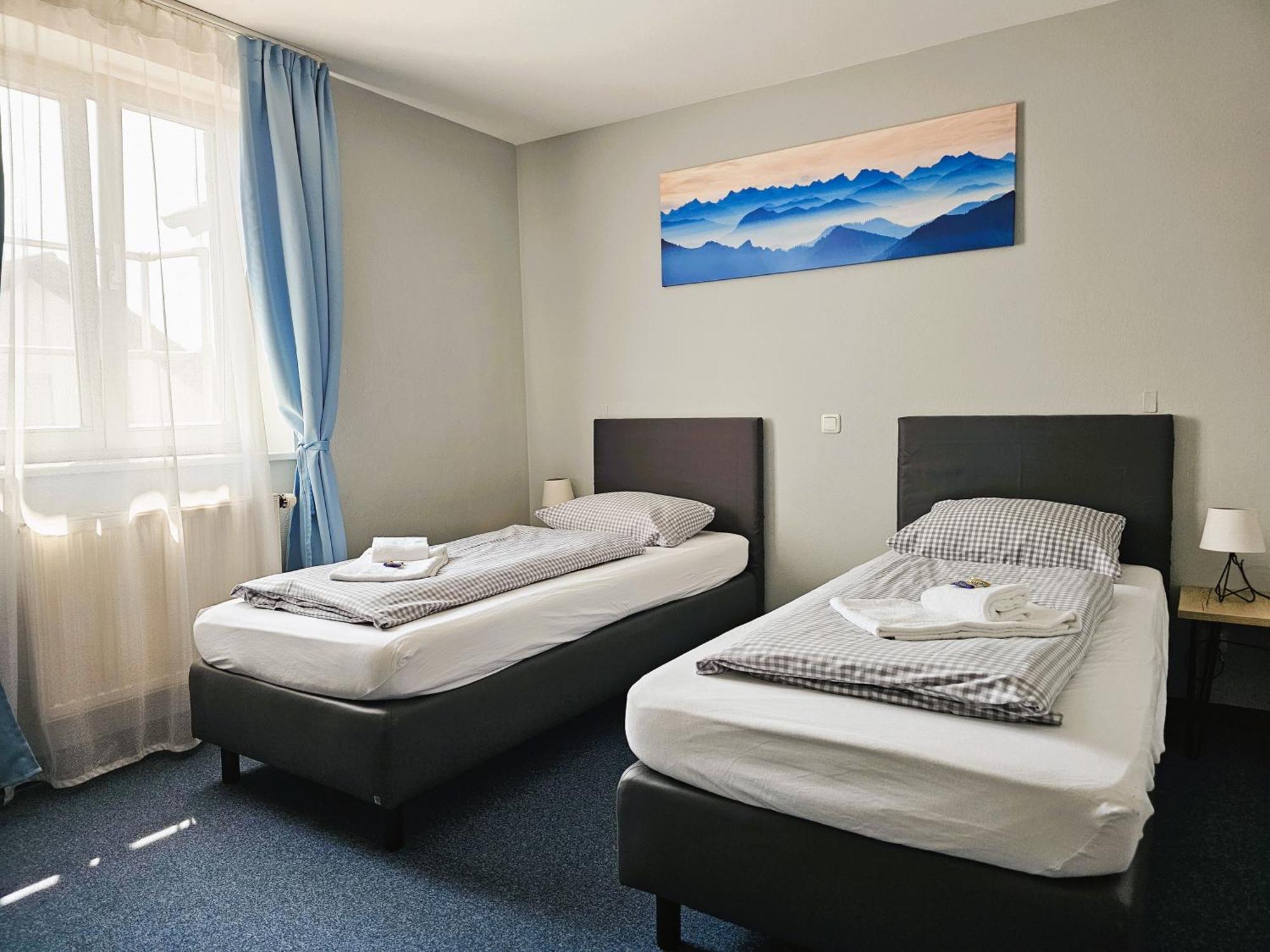 Novitel Pension Pliening - Muenchen Messe Экстерьер фото
