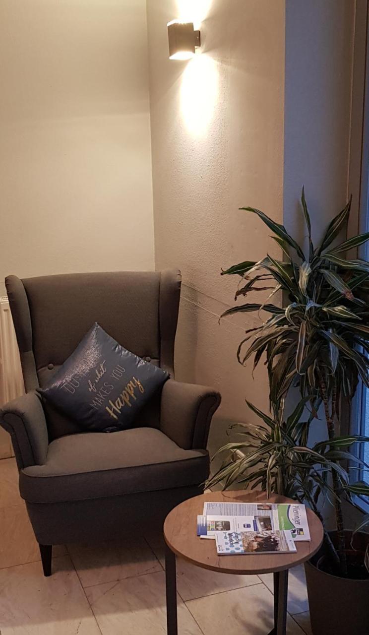 Novitel Pension Pliening - Muenchen Messe Экстерьер фото